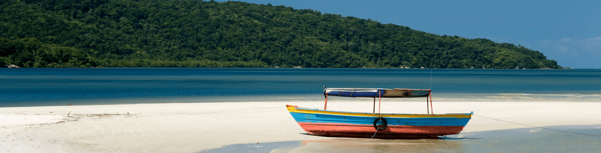 Curitiba com Trem pela Serra do Mar e Ilha do Mel 